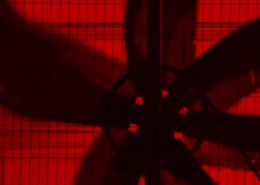 Ubermogen/Nye Thompson - Uninvited (2018) | Moving film projection; 4 minutes