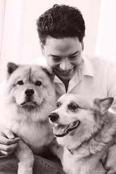 Yohan with his beloved dogs Pika, the Chow-Chow, and Heidi, a Pembroke Corgi, are among the pets and owners featured. 